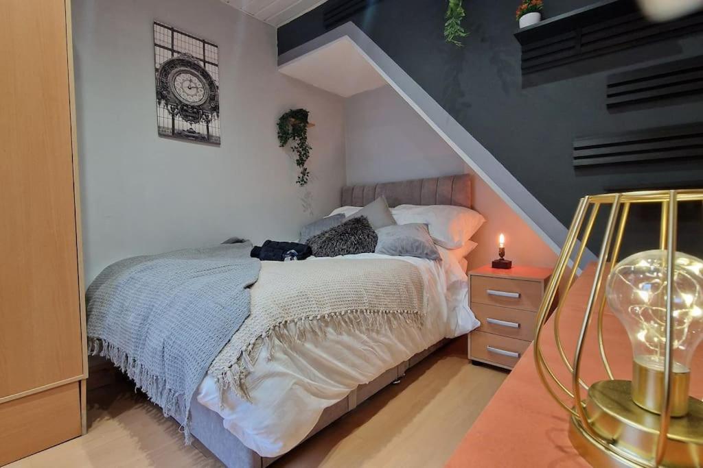 Great Location! * Liverpool
