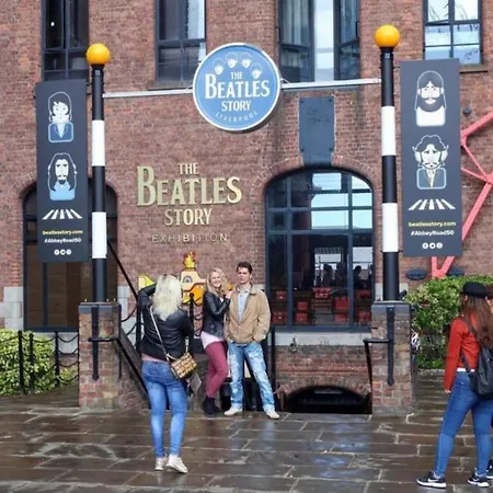 Great Liverpool Location! Exterior photo
